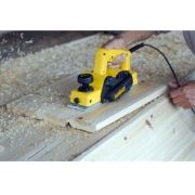 Dewalt Planya 550W 82MM- D26676