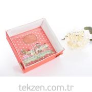 The Mia Birthday Ekmeklik