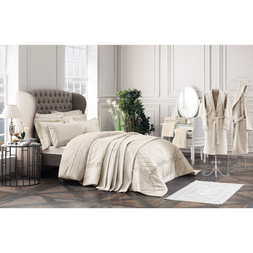 Taç Çift Kişilik Caroline Yatak Örtüsü Cappucino Tekzen